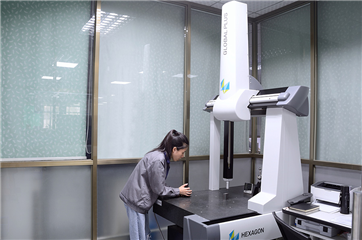 Coordinate measuring room